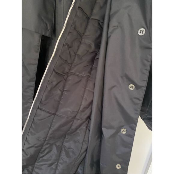 Lindsey Blake Black Raincoat with Insulation Lining SzL - Picture 5 of 7